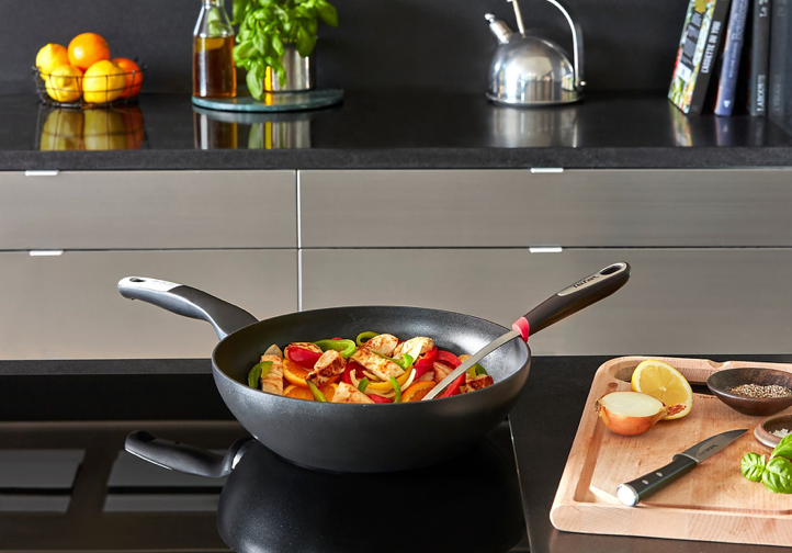 Tefal Unlimited - Wokpan - Ø28 cm - Geschikt voor Inductie - Anti-aanbaklaag