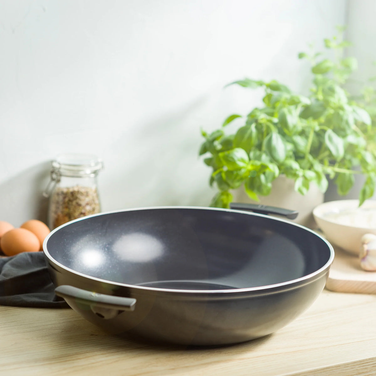 BK Easy Induction Wokpan 36cm Zwart | Retourdeal 40%
